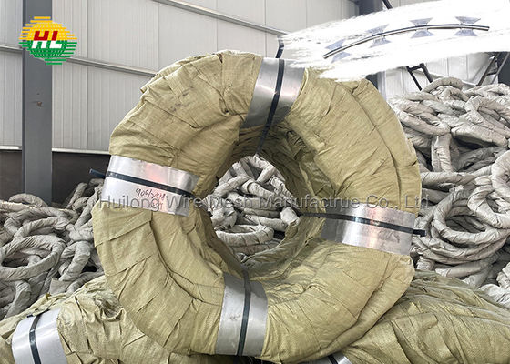 Stainless Steel Concertina Razor Wire Barbed Wire Galvanized Steel 300M For Home Garden