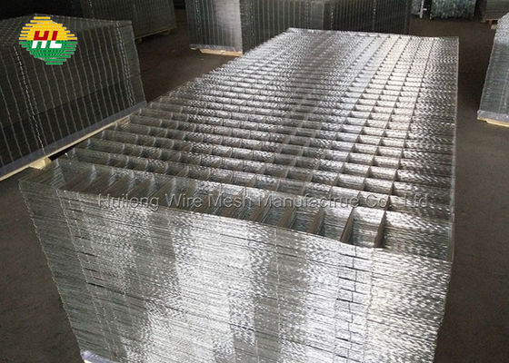 2.5mm Black Welded Wire Mesh Panels Flat Surface For Floor Heating