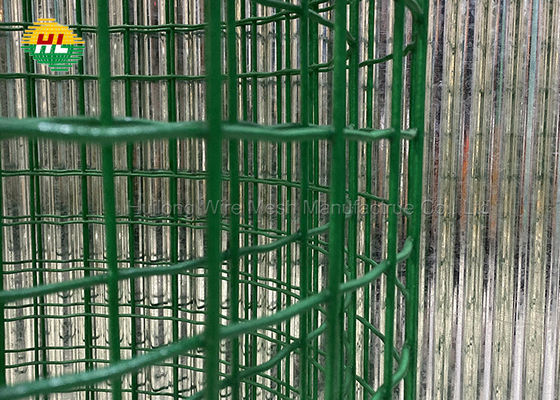 RAL6005 Welded Wire Mesh Rolls Green PVC Coated Holland Wire Fence