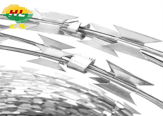 Melintasi 500mm Coil Stainless Steel Concertina Wire Untuk Tanah Pribadi