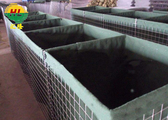Tinggi 0,6m-2,7m Tembok Pasir Militer Hesco Penghalang Panjang 1,21m-33m